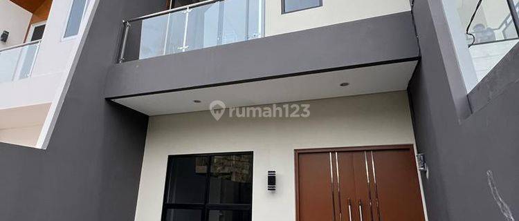 Meruya 4x20 Rp 1,9M Jalan Lebar, Parkir 2 Mobil St 1