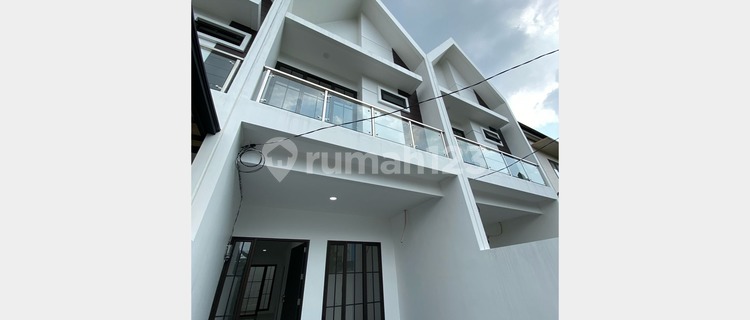 FOR SALE HOUSE IN MERUYA, WEST JAKARTA 4X16M² PRICE 1.87M 1