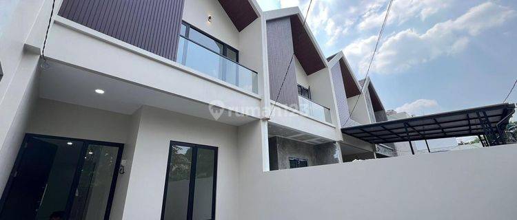 DIJUAL RUMAH CUSTOM MERUYA JAKARTA BARAT 5X20 Rp 1,999M 1