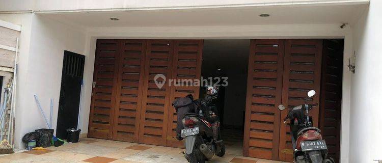 Sewa Dan Jual Rumah 2 Lantai Bagus Shm 1