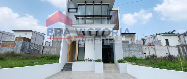 Strategically Located House in the City Center Easy Access Suitable for Families 1