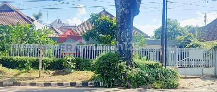 Rumah Strategis di Jantung Kota Malang Dekat Oro-Oro Dowo, Alun-Alun 1