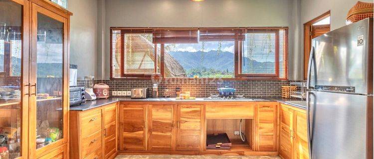 Villa 2 Lantai di Karangasem Bali Siap Huni Full Furnished Lokasi Strategis Surat SHM 1