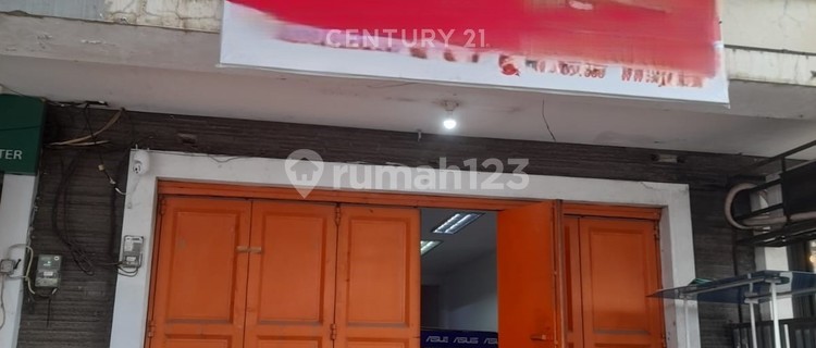 Shop House on Main Street Tripjamaksari Suitable for Business 1