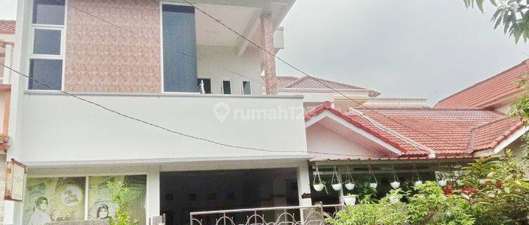 Hunian Bagus Sekali Semi Furnished Taman Graha Asri 1