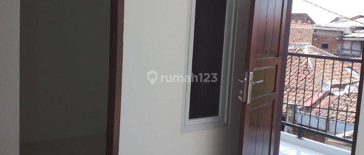 Dijual Rumah 2 Lantai Bagus di Komplek Kurdi, Bandung 1