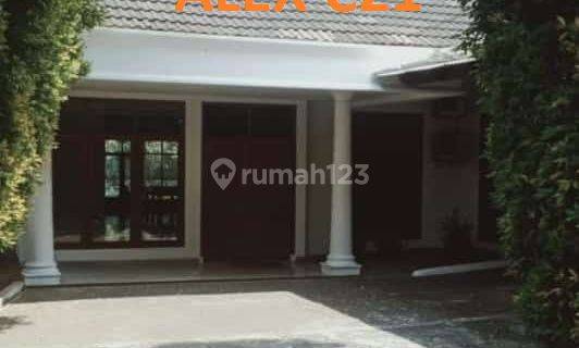 Dijual Rumah Megah Classic di Cilandak B U 1