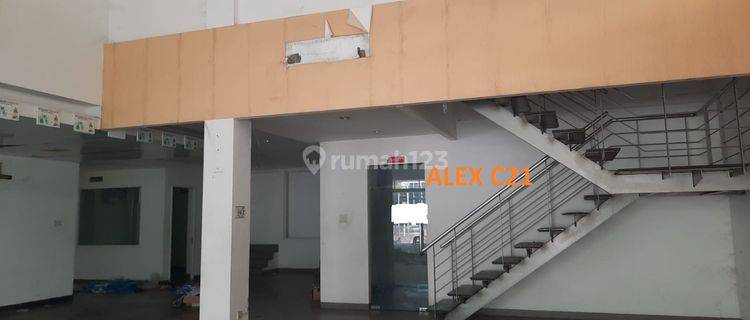 Dijual Dan Disewakan Gedung di Jl Mampang Prapatan Raya 1