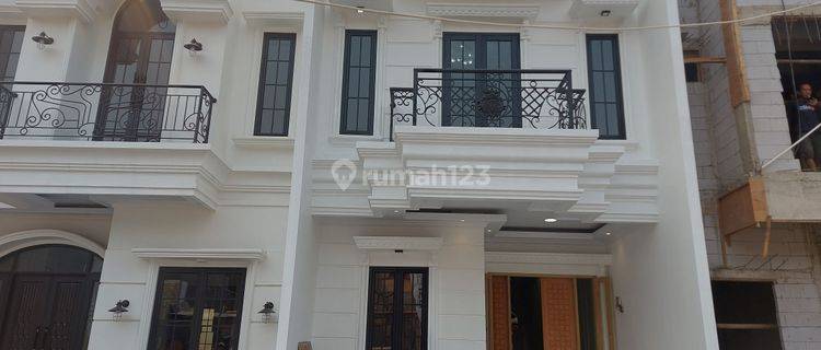 Rumah Mewah 2 Lantai Harga Termurah Se Jakarta Selatan, Dilalui Transjakarta, Dekat Stasiun Kereta Lenteng Agung, Dekat Pintu Tol Andara dan Kukusan 1