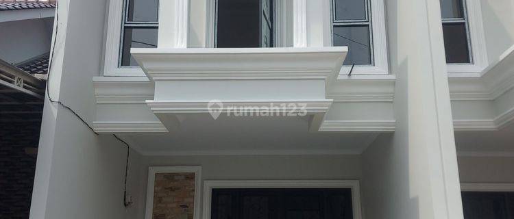 RUMAH 2 LANTAI + ROOFTOP, 3 KT 3 KM DEKAT PINTU TOL KUKUSAN, BEJI - DEPOK 1