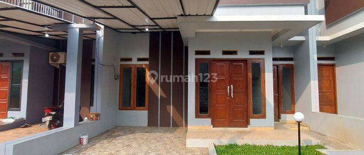 Rumah 2 Lantai Harga Murah Di Pancoran Mas, Depok. Selangkah Ke Pintu Tol Sawangan. Dapatkan Segera Promo DP 0%, Harga All in. 1