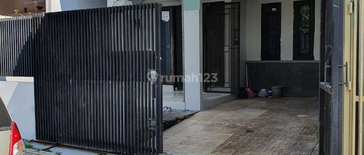 Disewakan Rumah 1 Lantai di Taman Kopo Indah 3 1