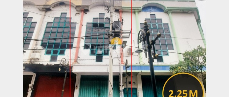 3-Storey Shop House in Old Town Area, Kepodang Street, Central Semarang 1
