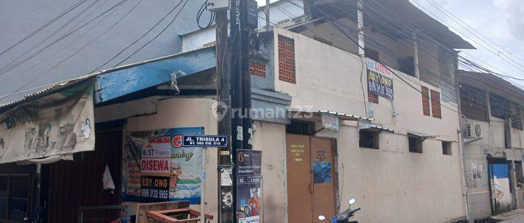 Disewakan Rumah Usaha Di Menceng - Jakarta Barat 1