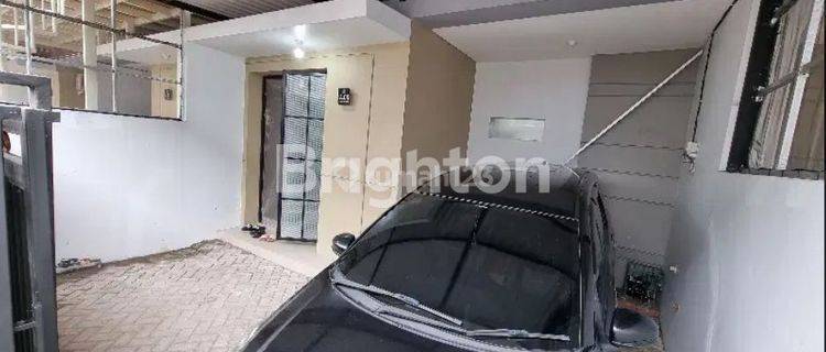 RUMAH 2 LT DI REGENCY ONE BABATAN SURABAYA DEKAT SUPERINDO 1