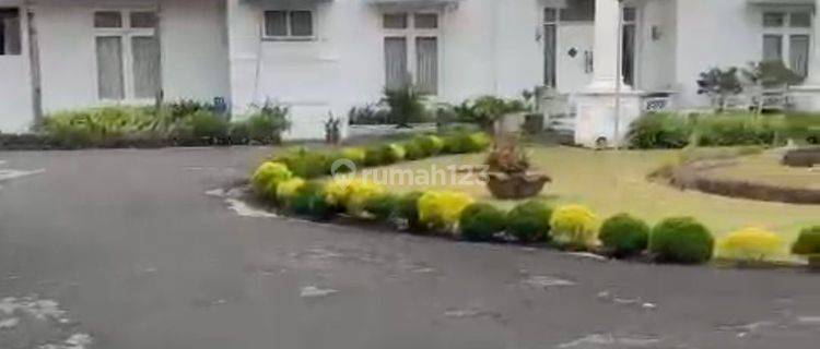 Dijual Cepat Rumah Hitung Tanah Ada Kolam Renang Cilendek Bogor 1