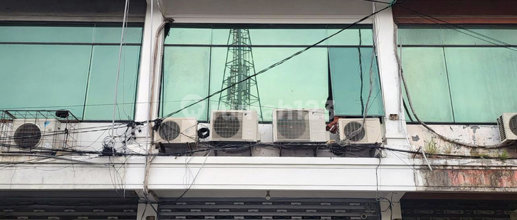 Good Shop House 196 m² HGB Krembangan, Surabaya 1