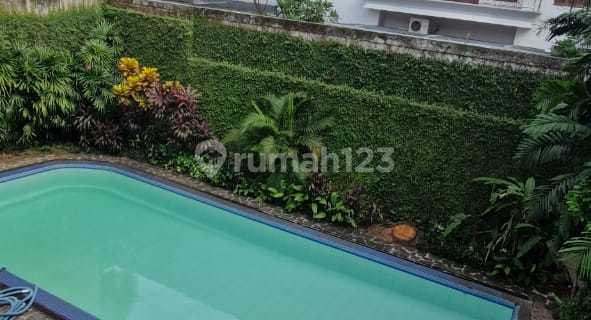 Dijual Rumah 2Lt Luas Tanah 894M2 Menteng Jakarta Pusat 1