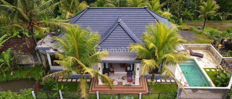 Villa with views of rice fields and forests in the Tampaksiring Gianyar area, Bali 1