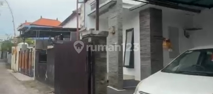 Rumah Cantik Minimalis Modern Lokasi di Denpasar Timur 1