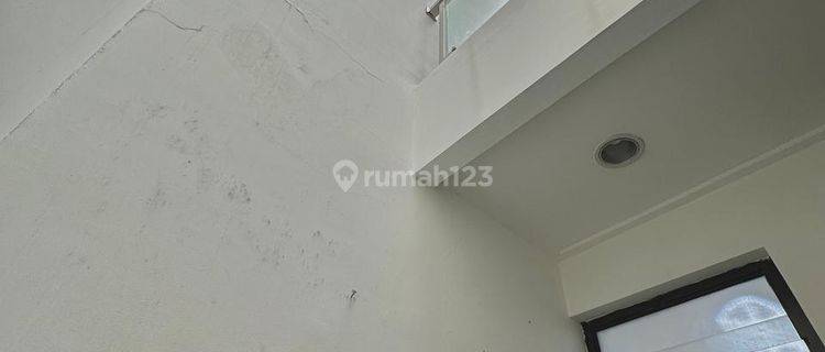 Rumah Green Lake City Cluster Asia Semi Furnished Siap Huni 1