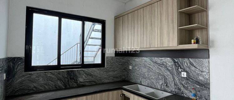 Rumah Villa Melati Mas Bangunan Baru Semi Furnished Siap Huni 1