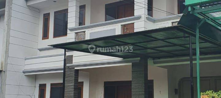 Rumah 2 Lantai Bagus SHM di Batununggal Parakan, Bandung 1