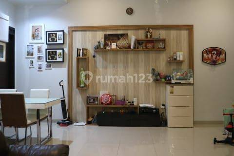 Rumah Bagus Semi Furnished di Komplek Batununggal, Bandung 1