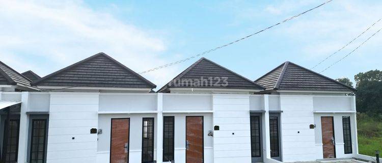 Rumah Baru Dalam Komplek di Cikuda Kabupaten Bogor  1