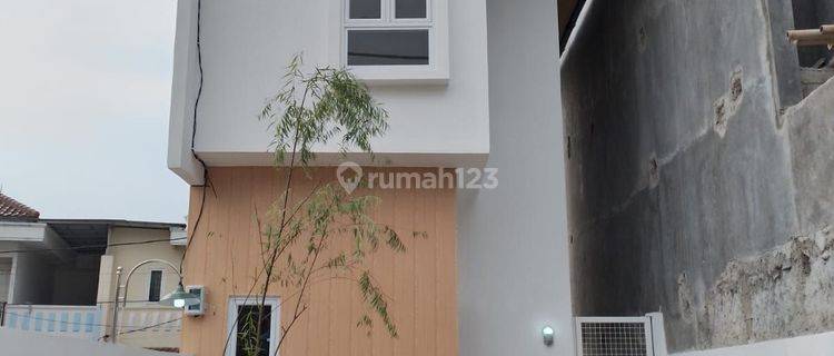 Rumah Baru Siap Huni Di Pesanggrahan Jakarta Selatan  1