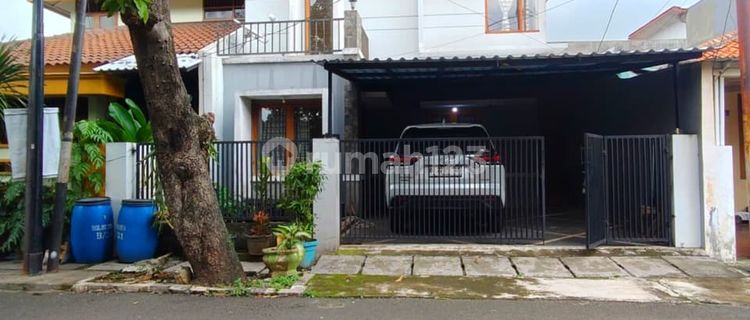 Rumah Secondary Dalam Komplek di Duren Sawit 1