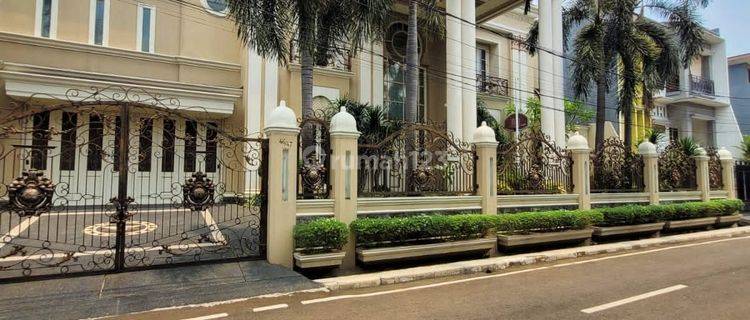 Rumah Mewah Full Furnish Dalam Komplek Elite Duren Sawit 1