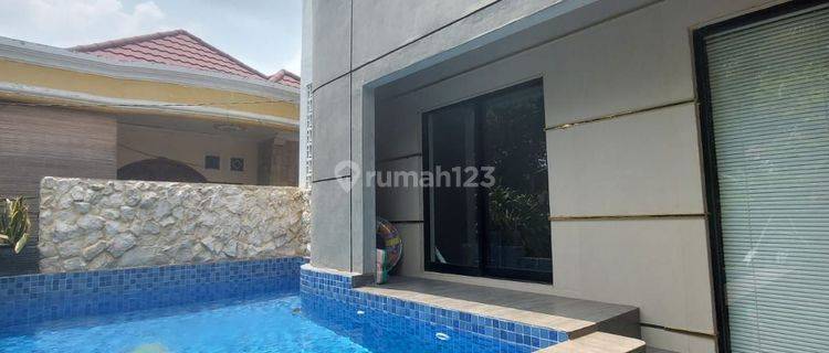 Dijual Cepat Rumah Dengan Private Pool Di Rawamangun 1