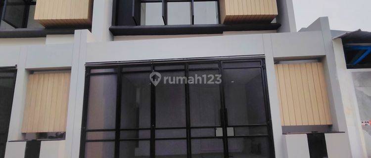 Rumah Baru Dalam Komplek Dekat Arion Mall Rawamangun 1