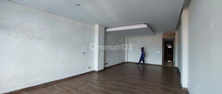 Ruko  di Area Bisnis Kota Padang di Jl. Niaga - Pondok 1