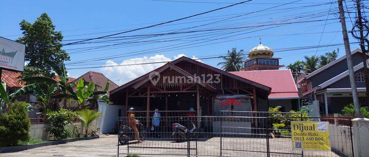 Rumah Usaha di Pinggir Jalan Batung Taba 1