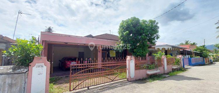 Rumah besar di Gang Idola,Ganting,Parak Gadang 1