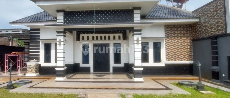 Rumah Mewah Baru Siap Huni di Komplek Perumahan Padang Berbintang,Tampat Durian,Korong Gadang 1