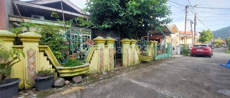 Rumah Siap Huni di Komplek Cendana Mata Air 1