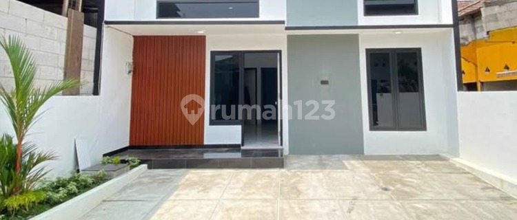 Central Semarang House Ready to Occupy 3 Bedrooms Many Bonuses Negotiable 1