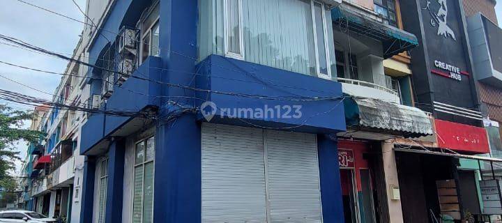 Rukan Murah 5 Lantai Grand Panglima Polim lokasi strategis di pusat niaga Jakarta Selatan
 1