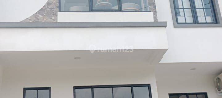 TERMURAH RUMAH MEWAH  2 LT SIAP HUNI FULL FURNISHED DI CINANGKA DEPOK DEKAT PONDOK CABE 1