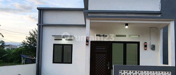 Rumah Murah Nempel Jalan Raya Dekat Tol Dan Suttle Bus 1