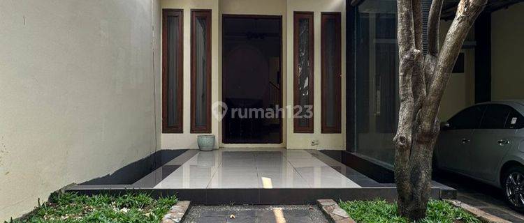 For Sale Rumah Di Cipete Selatan Lokasi Sangat Strategis! 1