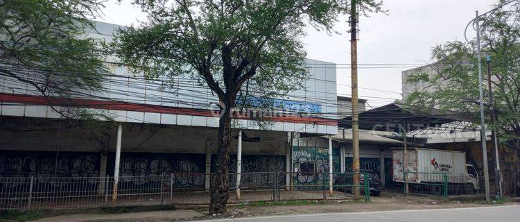 Tanah Dan Bangunan Strategis Ex Showroom Di Tubagus Angke Jakarta 1