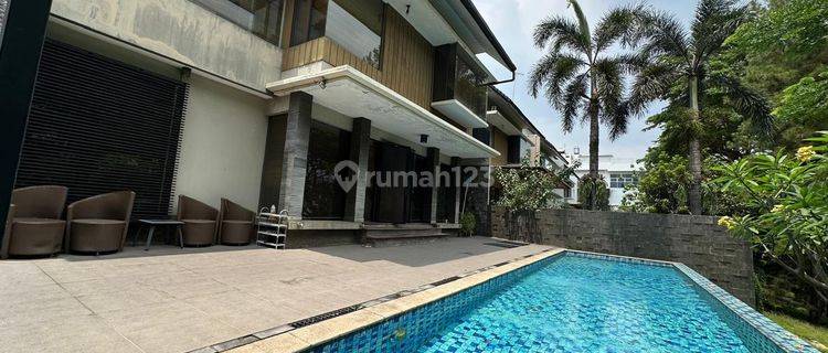 Dijual Rumah 2,5 Lantai Mewah Ada Private Pool View Alam The Green Bsd. Hlefb 1