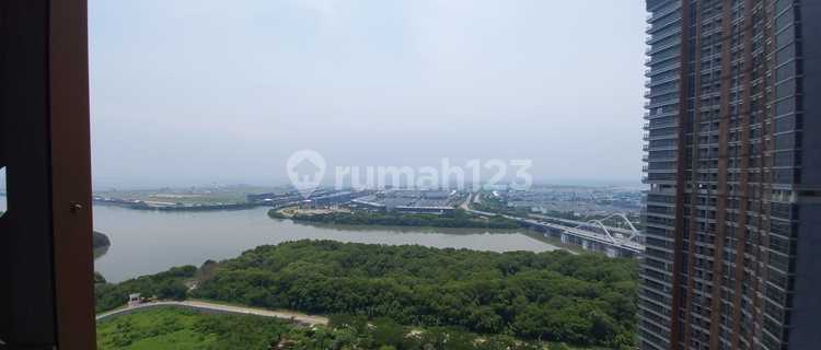 SOLD CHEAPEST Modern Gold Coast Apartment PIK Sea View 1