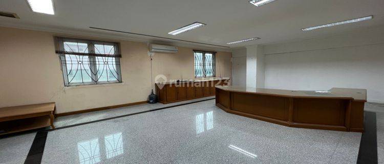 Dijual Ruko Gandeng 4 Jayakarta Cocok Untuk Office  1