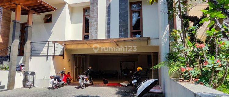 Dijual Exquisite Strategic House 3.5 Lt Furnished Di Ciumbuleuit 1