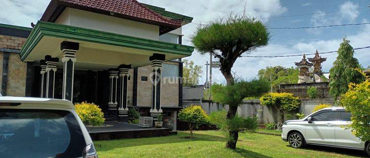 2-story building for sale on the side of Jalan Dharmawangsa, Nusa Dua 1